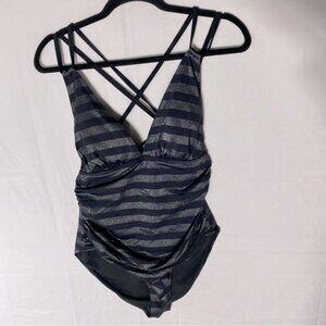 Women’s Black & Metallic Grey Striped One Piece Bathing Suit Swimsuit XL
